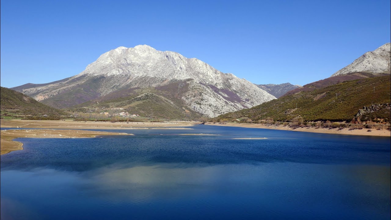 Foto de Parque Natural de Fuentes Carrionas y Fuente Cobre-Montaña Palentina en Triollo, Palencia